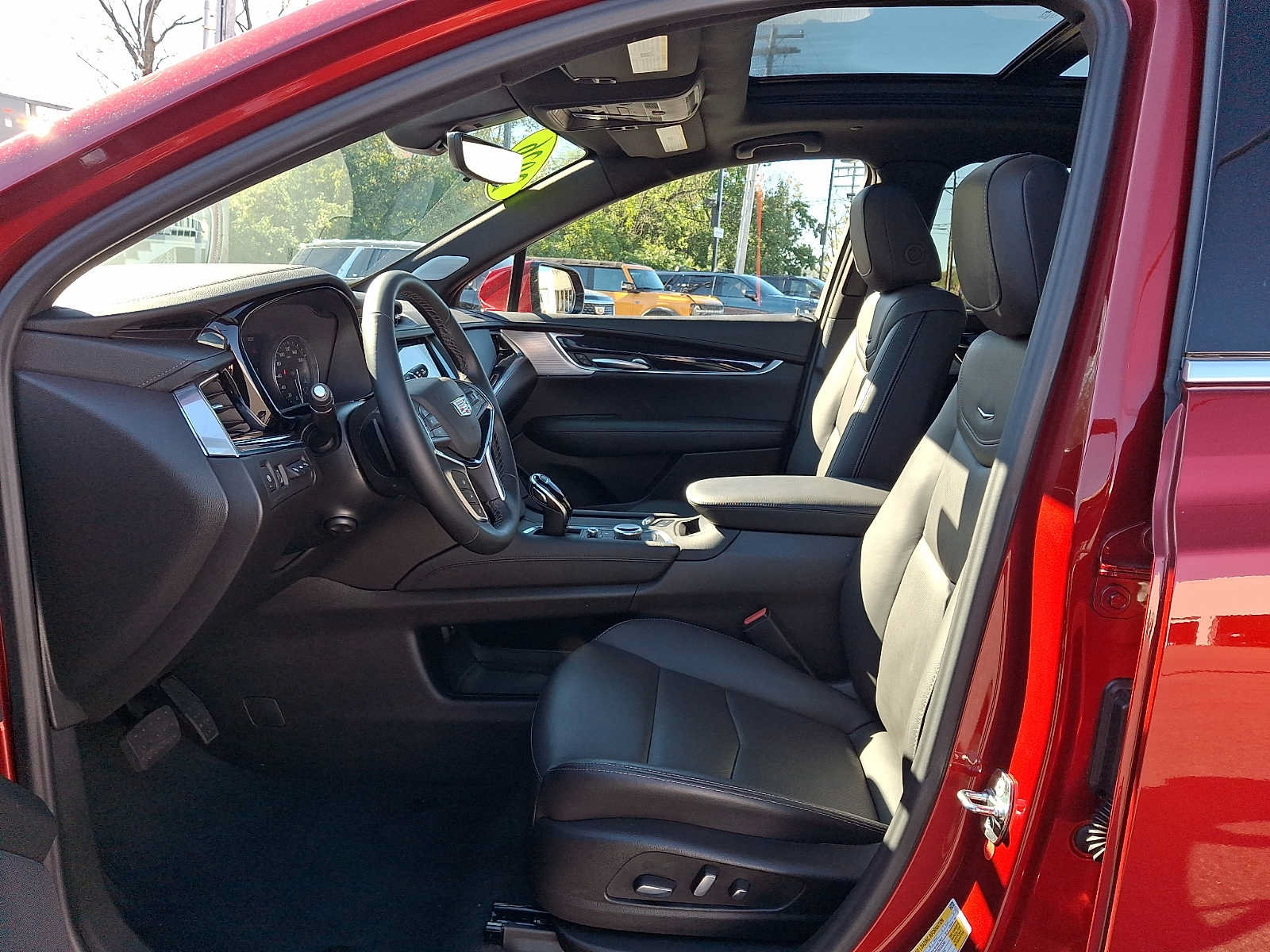Used 2026 Cadillac XT5 Premium Luxury w/ Driver Assist Package AWD/4WD image 14