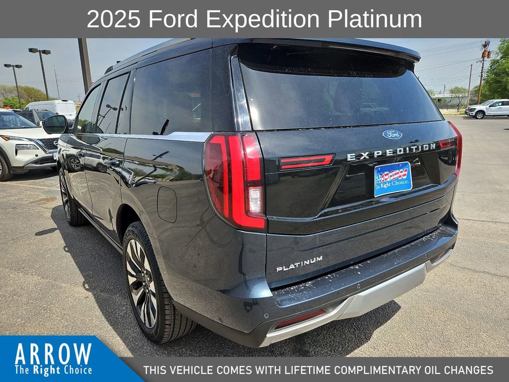 Used 2025 Ford Expedition Platinum w/ Driver's Package image 9