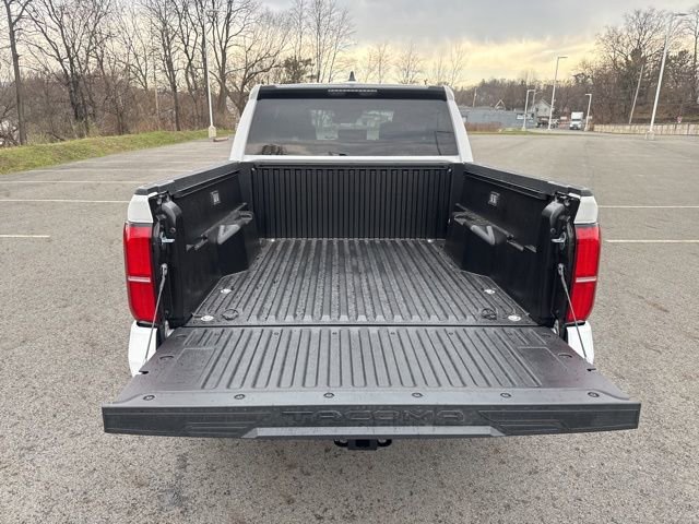 New 2026 Toyota Tacoma SR5 AWD/4WD image 5