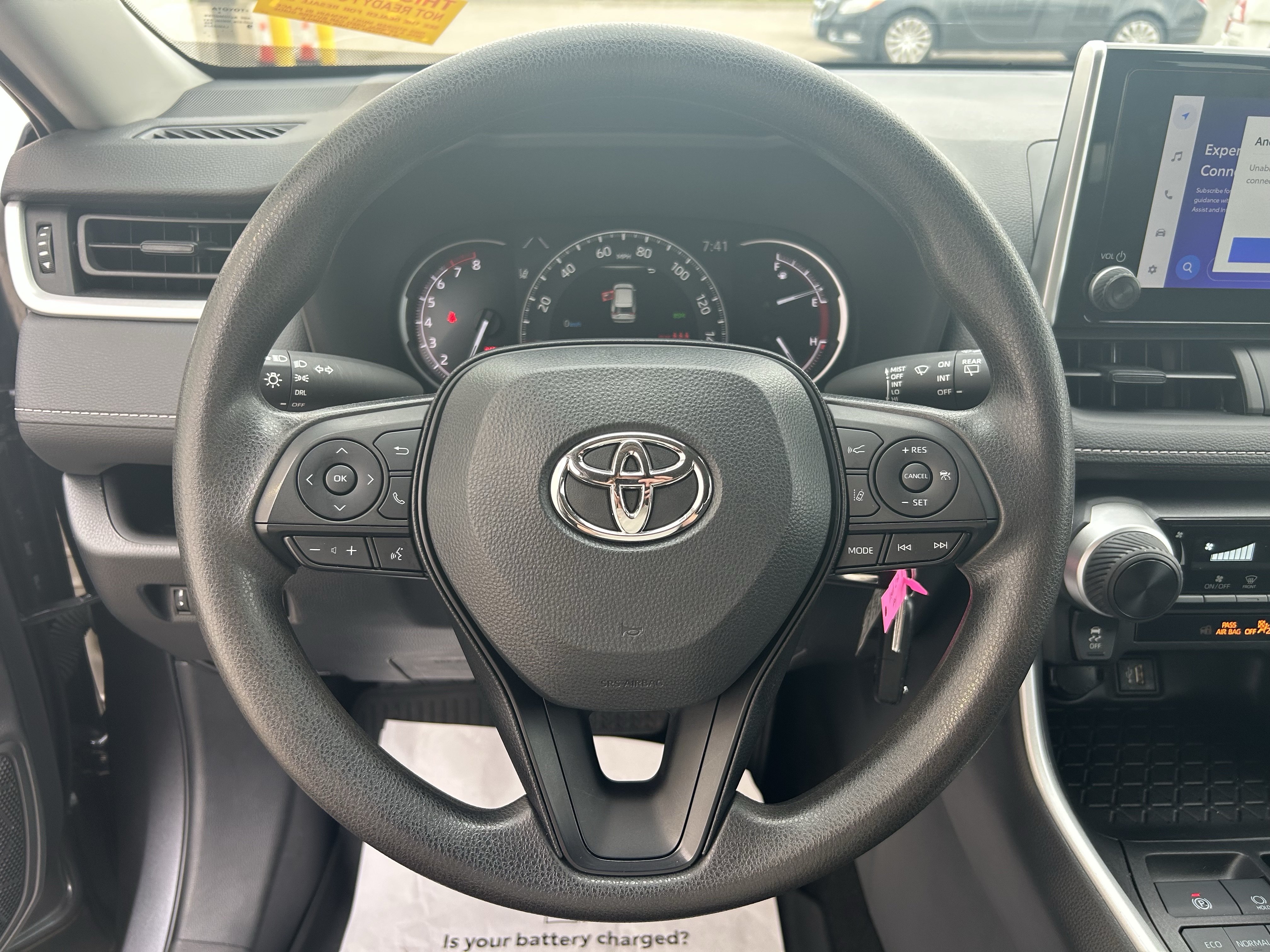 Used 2023 Toyota RAV4 LE AWD/4WD image 22