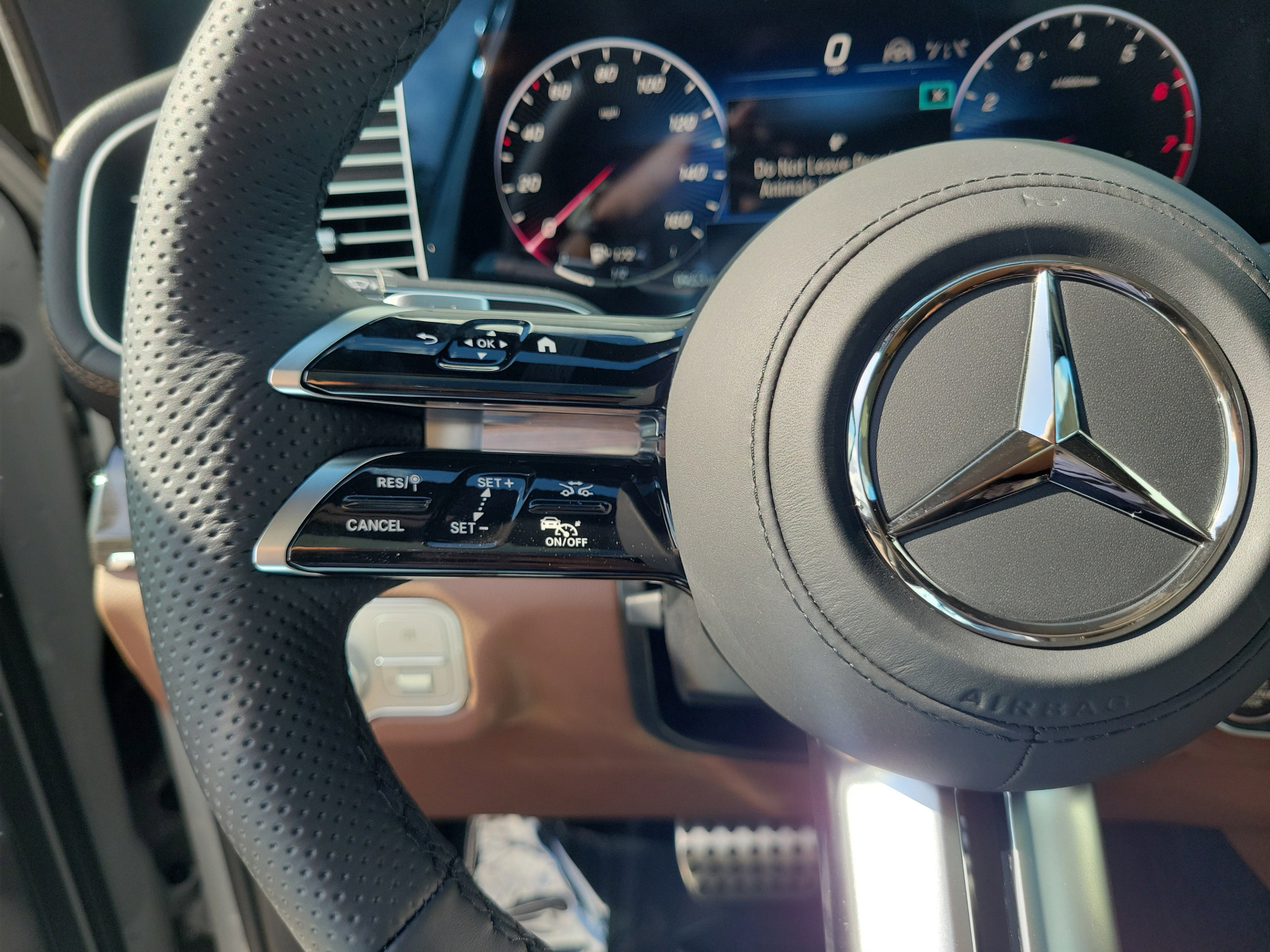 New 2026 Mercedes-Benz GLS 450 4MATIC image 22