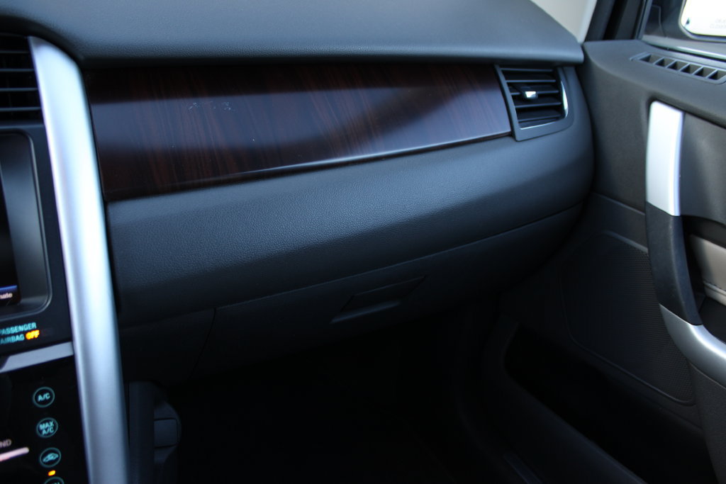 Used 2013 Ford Edge Limited FWD image 19