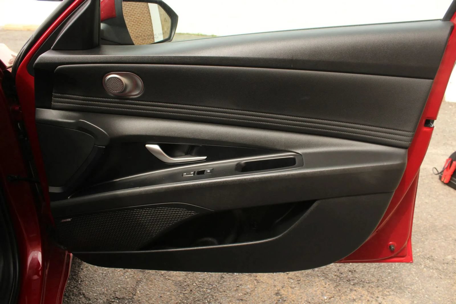 Used 2025 Hyundai Elantra Limited FWD image 24
