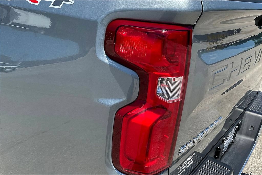 Used 2025 Chevrolet Silverado 1500 LTZ AWD/4WD image 28