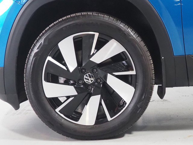 Used 2024 Volkswagen Atlas SE w/ Technology Package image 41