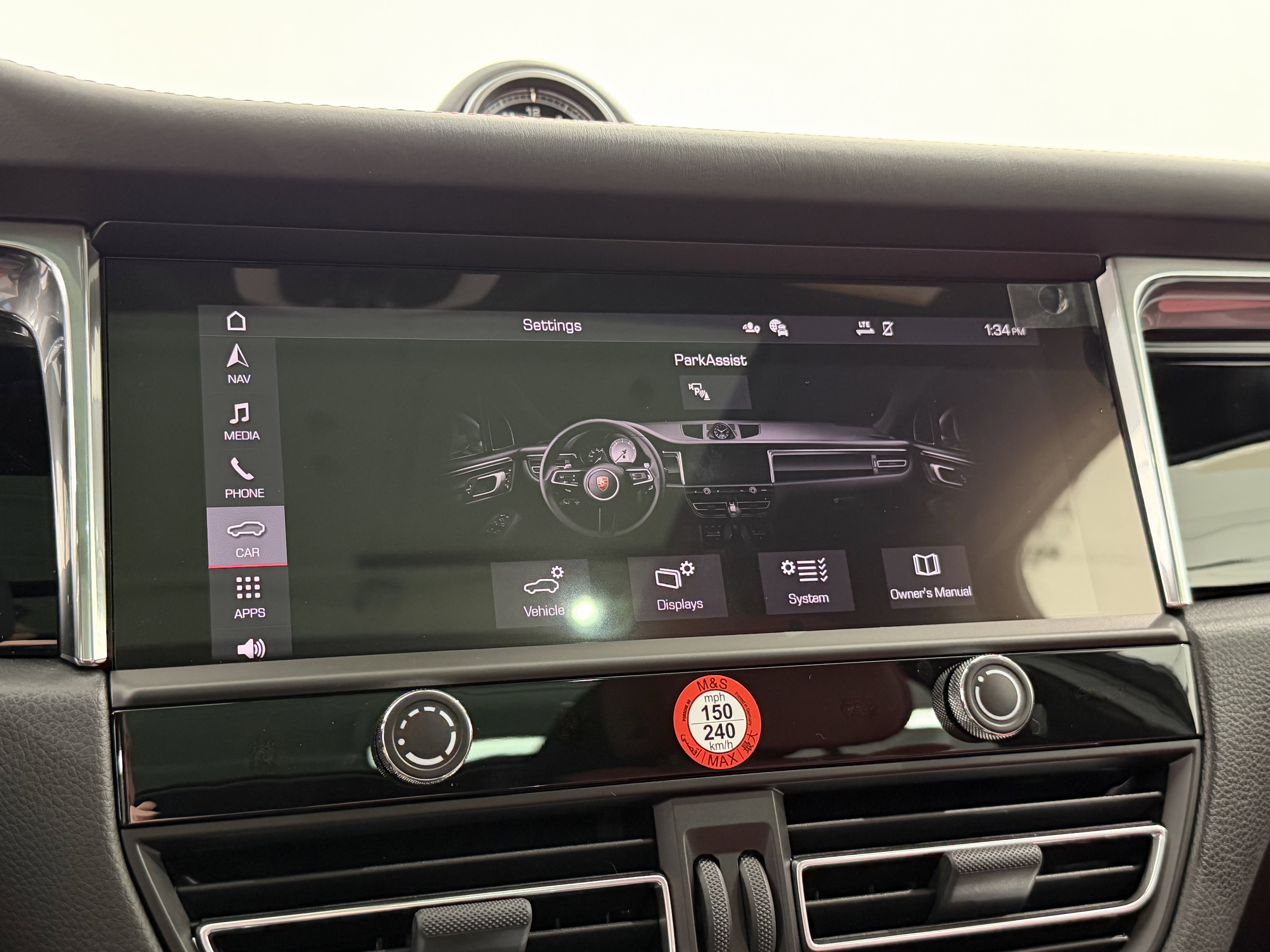 New 2026 Porsche Macan image 44