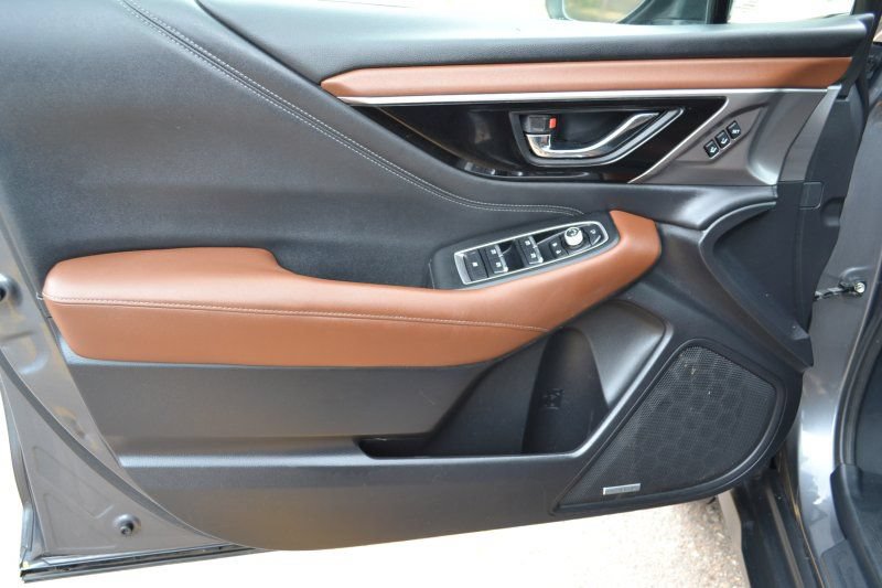 Used 2020 Subaru Outback Touring XT AWD/4WD image 16