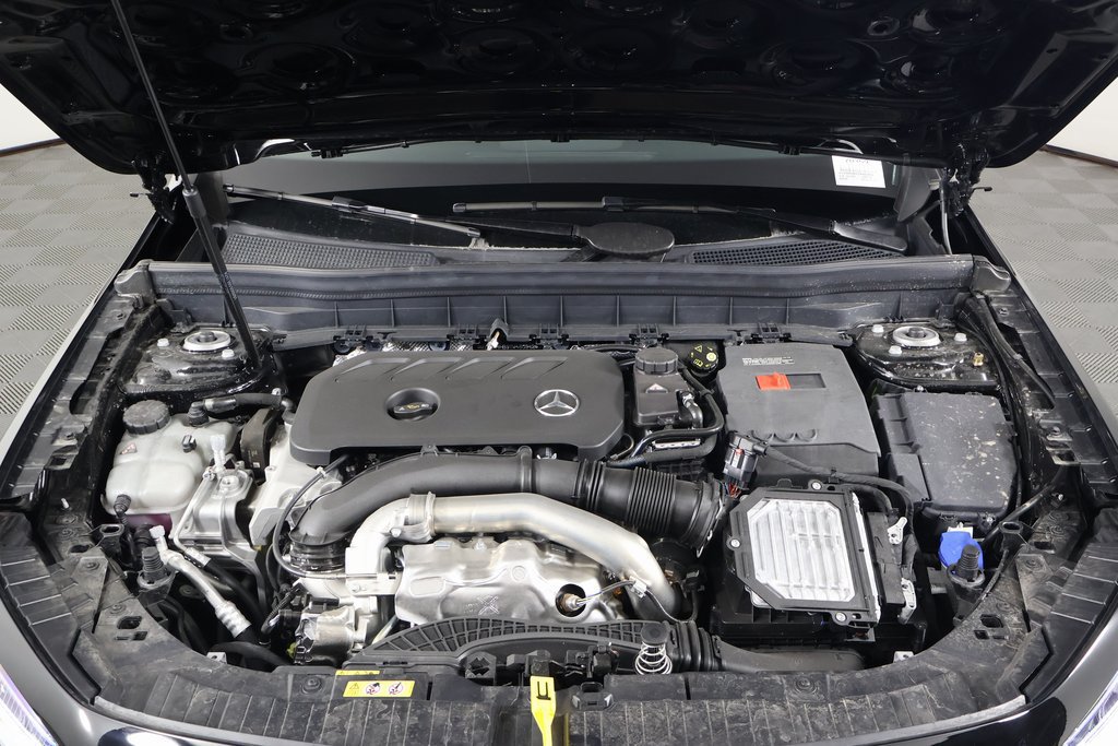 New 2026 Mercedes-Benz GLB 250 4MATIC image 9