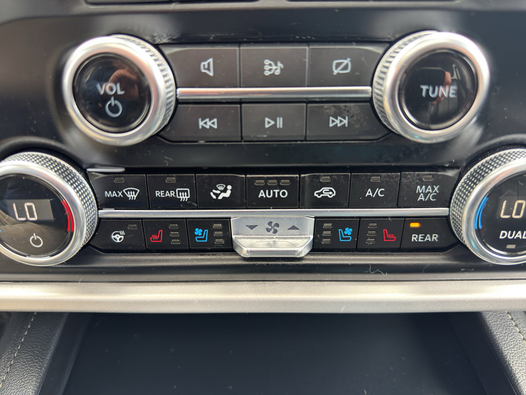 Used 2024 Ford Expedition Max XLT AWD/4WD image 16