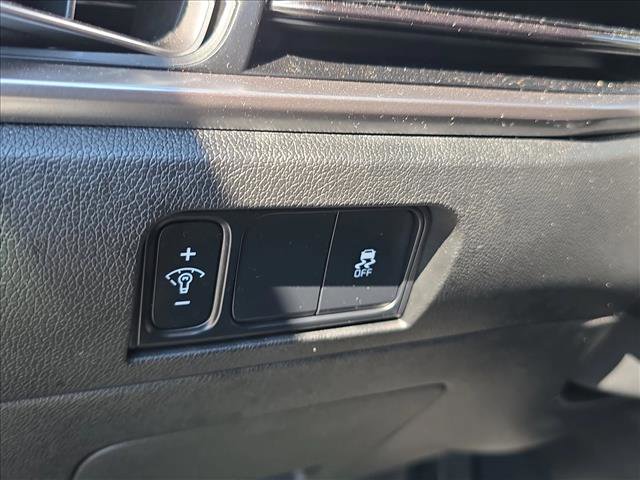 Used 2025 Kia Sorento S FWD image 9