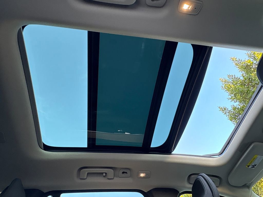 New 2026 Volvo XC90 B6 Core w/ Protection Package Premier image 19