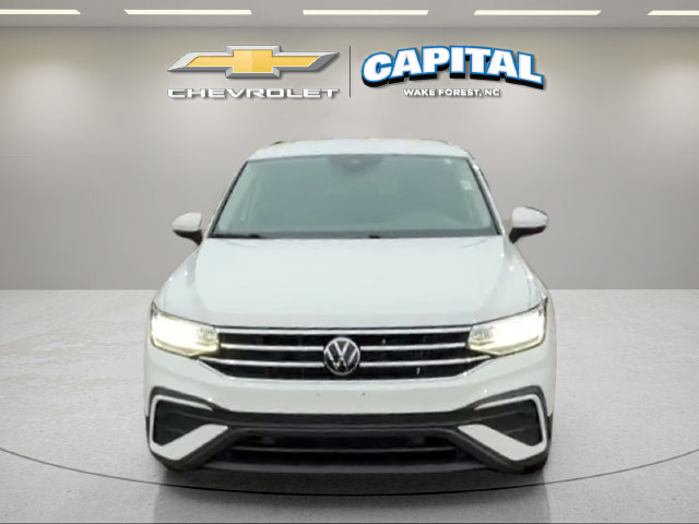 Used 2024 Volkswagen Tiguan SE AWD/4WD image 8
