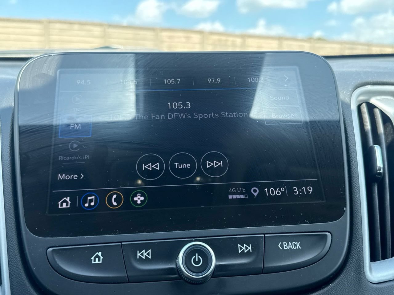 Used 2025 Chevrolet Malibu LS FWD image 43