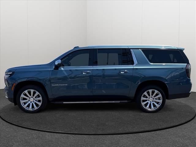 Certified 2025 Chevrolet Suburban Premier AWD/4WD image 2