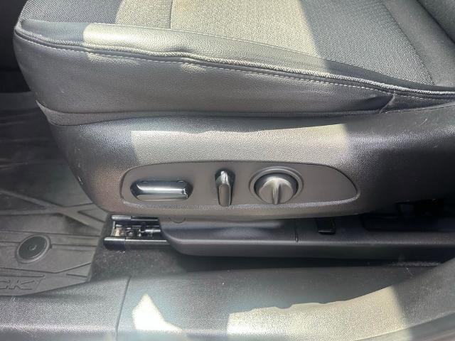 Used 2021 Buick Encore GX Select w/ Advanced Technology Package image 12