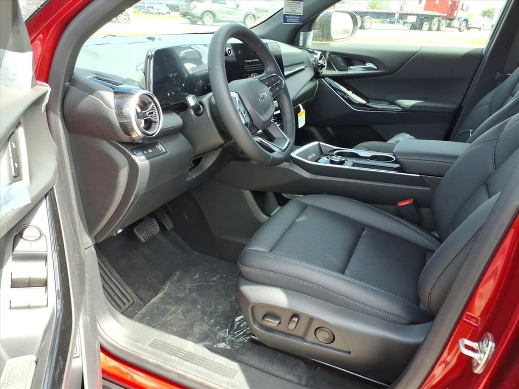 New 2026 Chevrolet Equinox LT w/ Convenience Package II FWD image 11