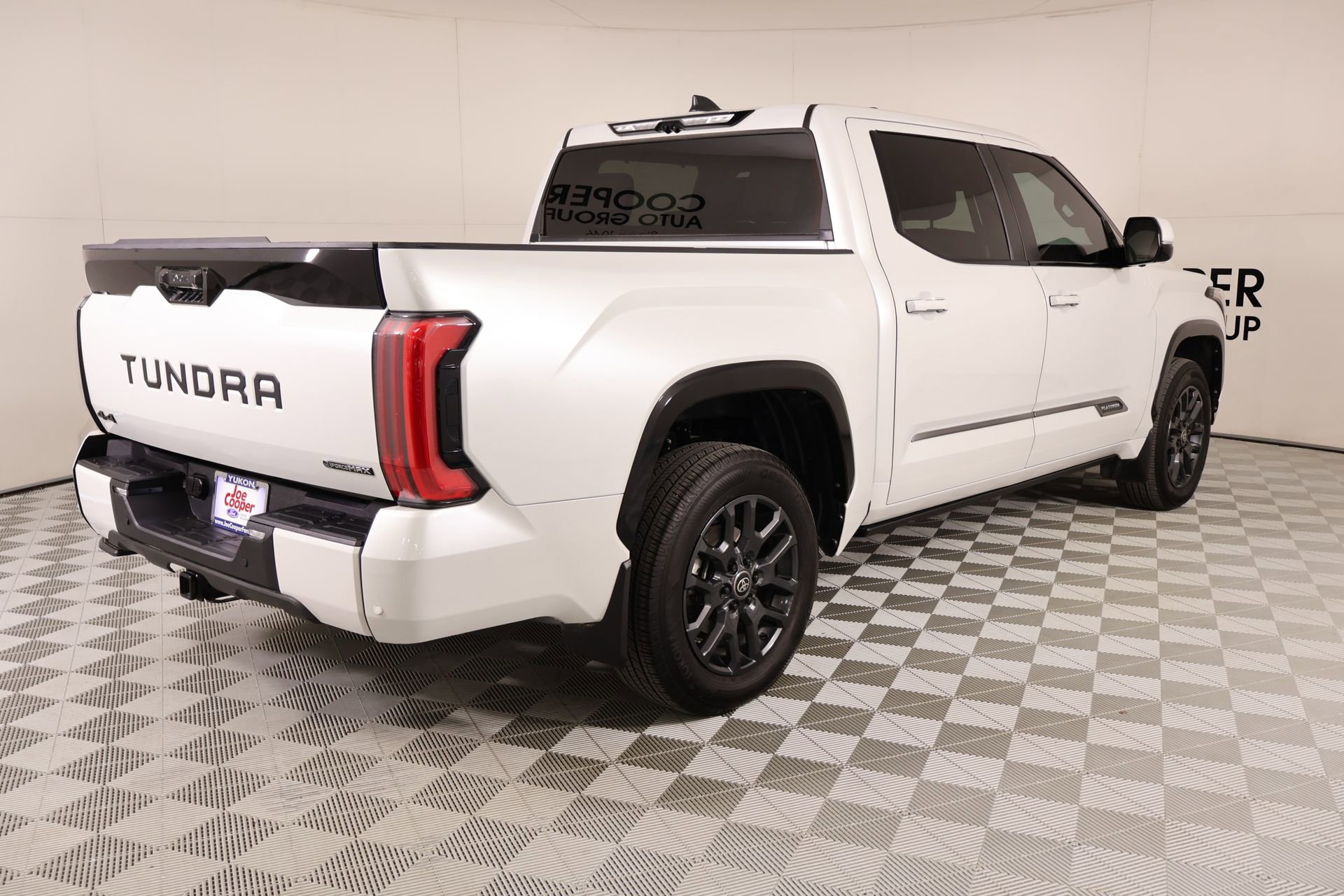 Used 2025 Toyota Tundra Platinum AWD/4WD image 22