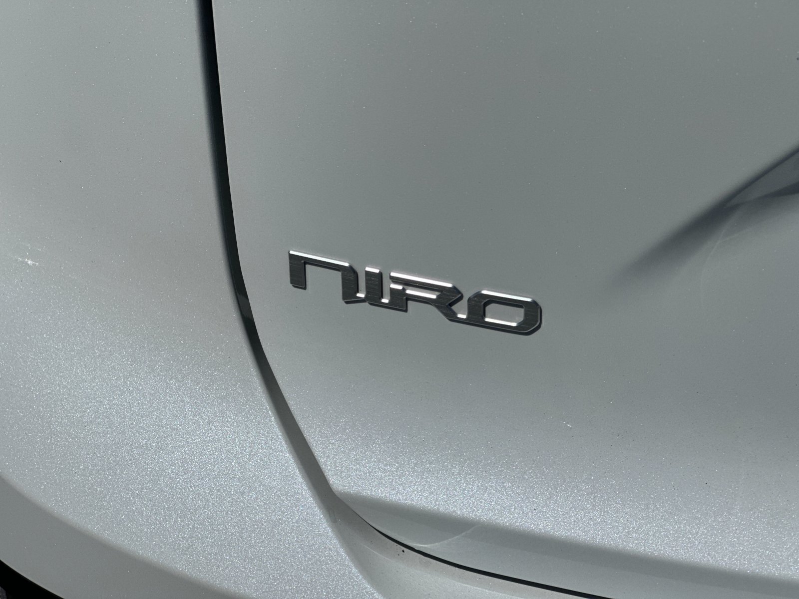 Used 2024 Kia Niro Wave FWD image 27