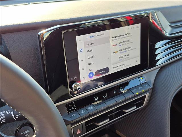 Used 2026 Toyota Camry SE w/ Convenience Package FWD image 12