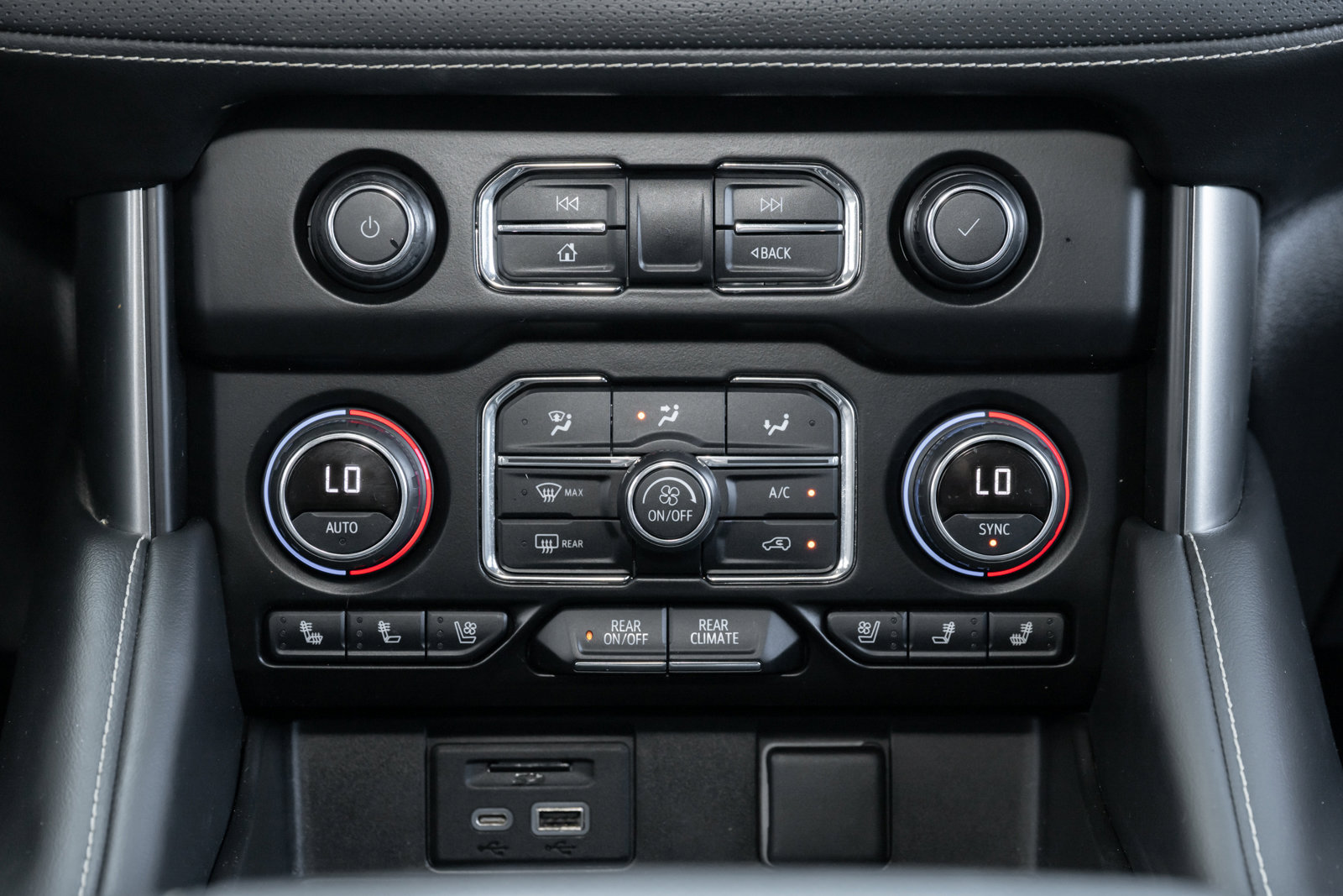 Used 2021 Chevrolet Tahoe Premier image 36