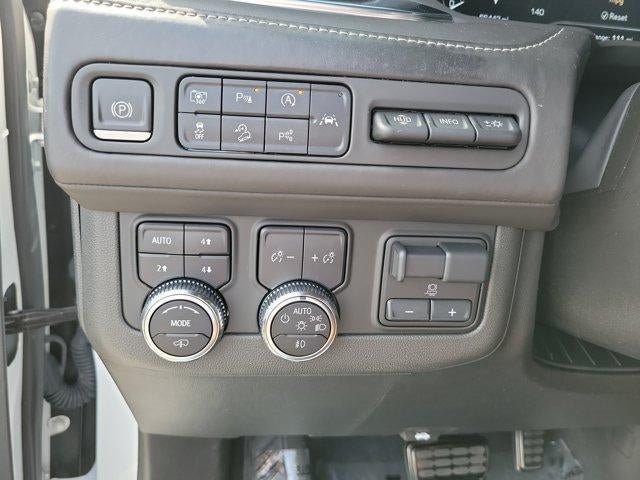 Used 2023 GMC Yukon Denali Ultimate AWD/4WD image 37