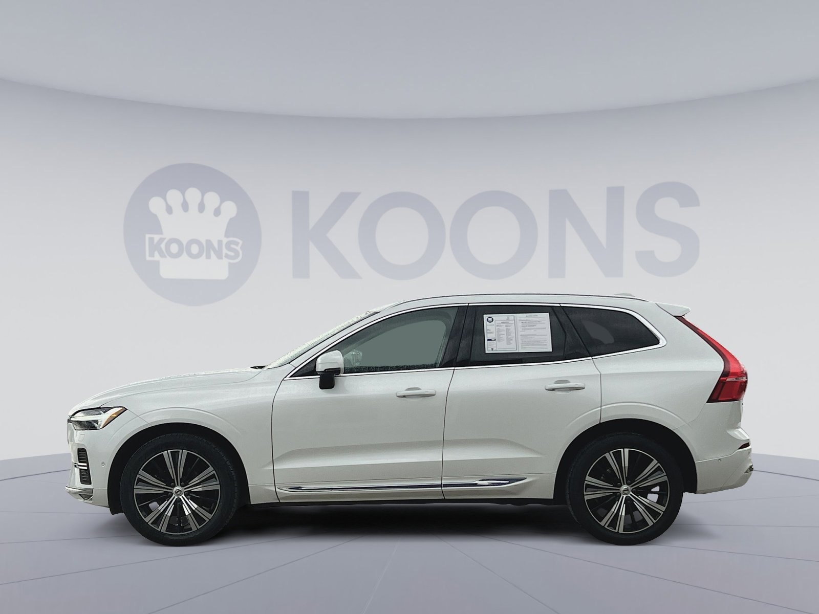 Certified 2023 Volvo XC60 B5 Plus w/ Climate Package image 2