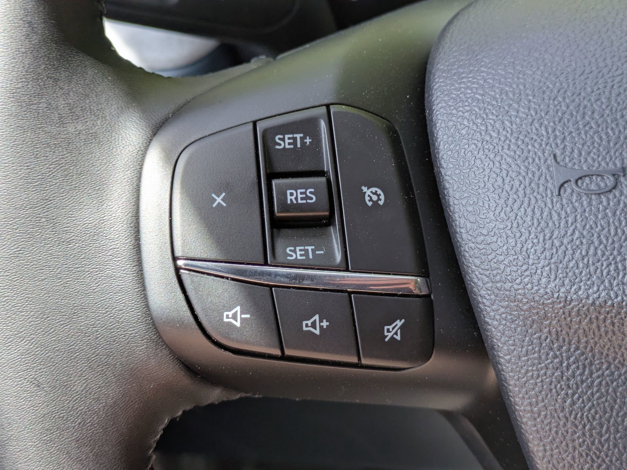 New 2026 Ford Maverick XLT w/ XLT Luxury Package FWD image 15