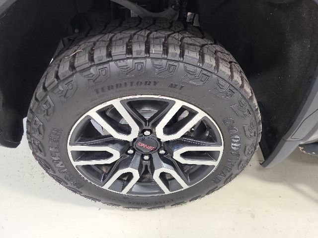 Used 2022 GMC Sierra 1500 AT4 w/ AT4 Preferred Package AWD/4WD image 43