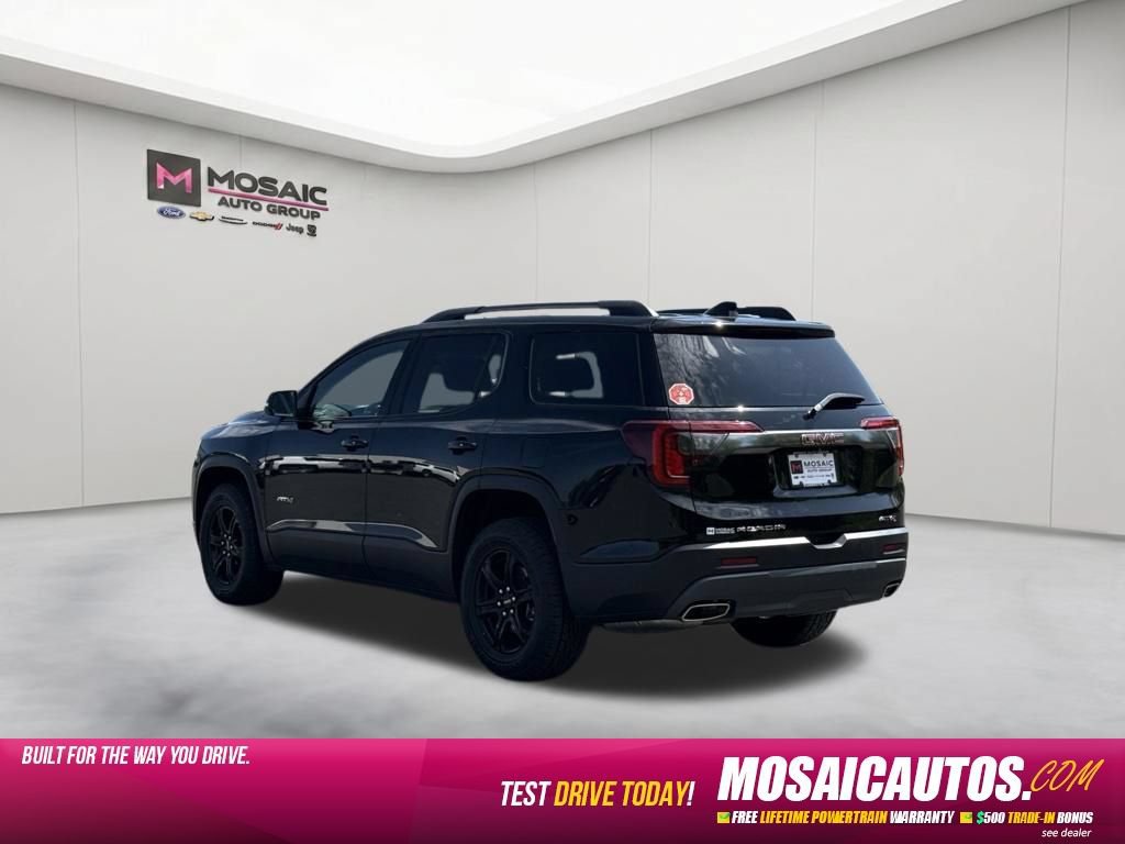 Used 2023 GMC Acadia AT4 w/ Technology Package AWD/4WD image 5