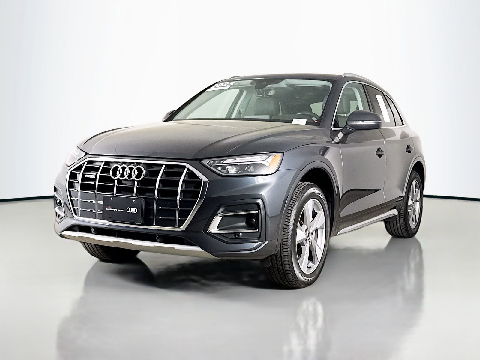 Certified 2023 Audi Q5 2.0T Premium w/ Convenience Package image 3