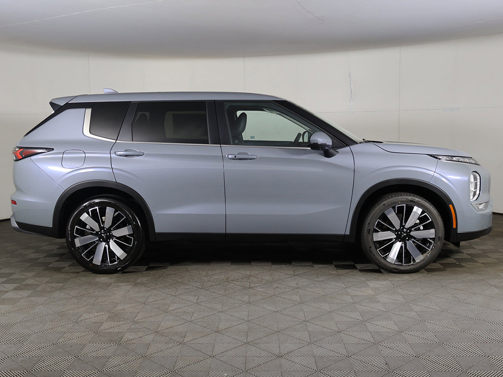 New 2026 Mitsubishi Outlander SE FWD image 20