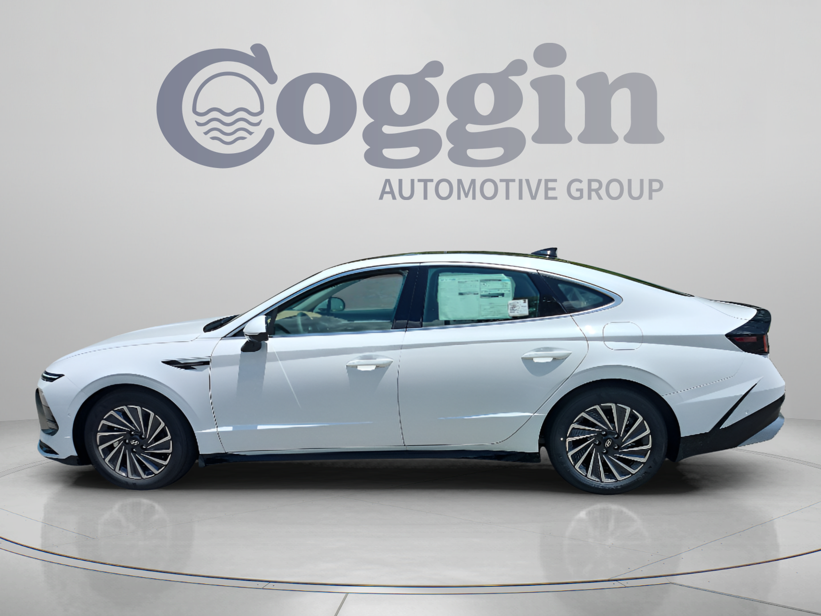 New 2026 Hyundai Sonata Limited FWD image 2