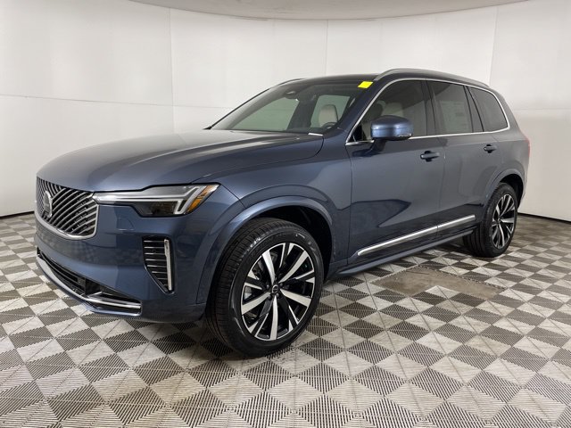 New 2025 Volvo XC90 B6 Core w/ Protection Package Premier AWD/4WD image 4