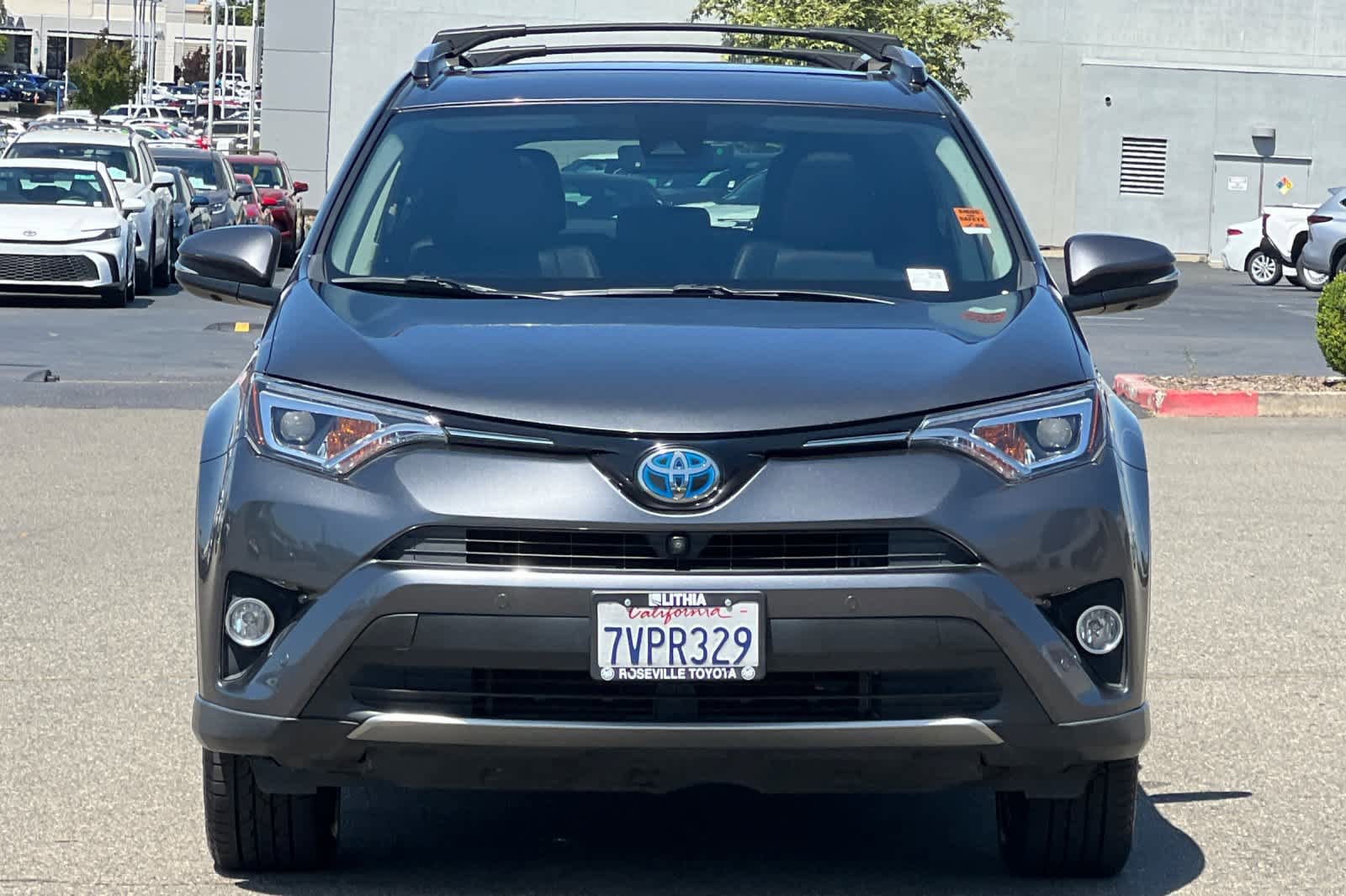 Used 2017 Toyota RAV4 Limited AWD/4WD image 10