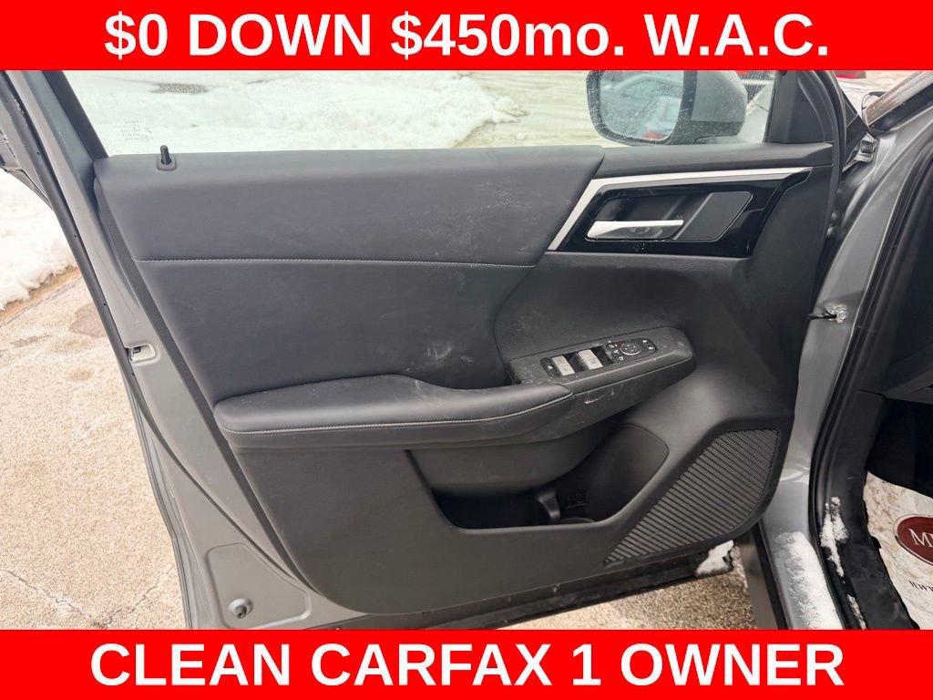 Used 2024 Mitsubishi Outlander SE Black Edition image 14