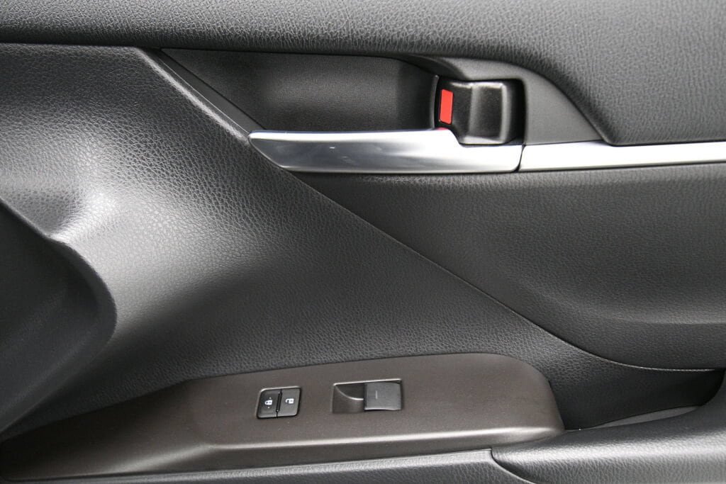 Used 2022 Toyota Camry LE FWD image 25