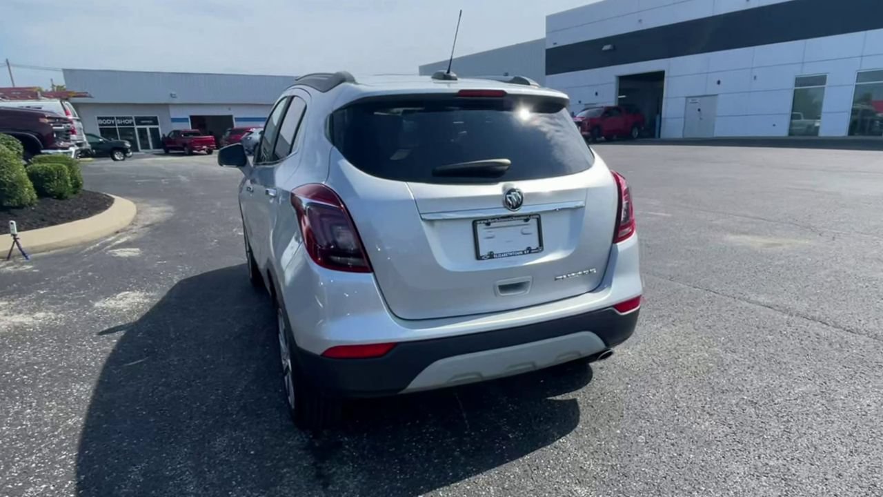 Used 2020 Buick Encore Preferred w/ Safety Package FWD image 8