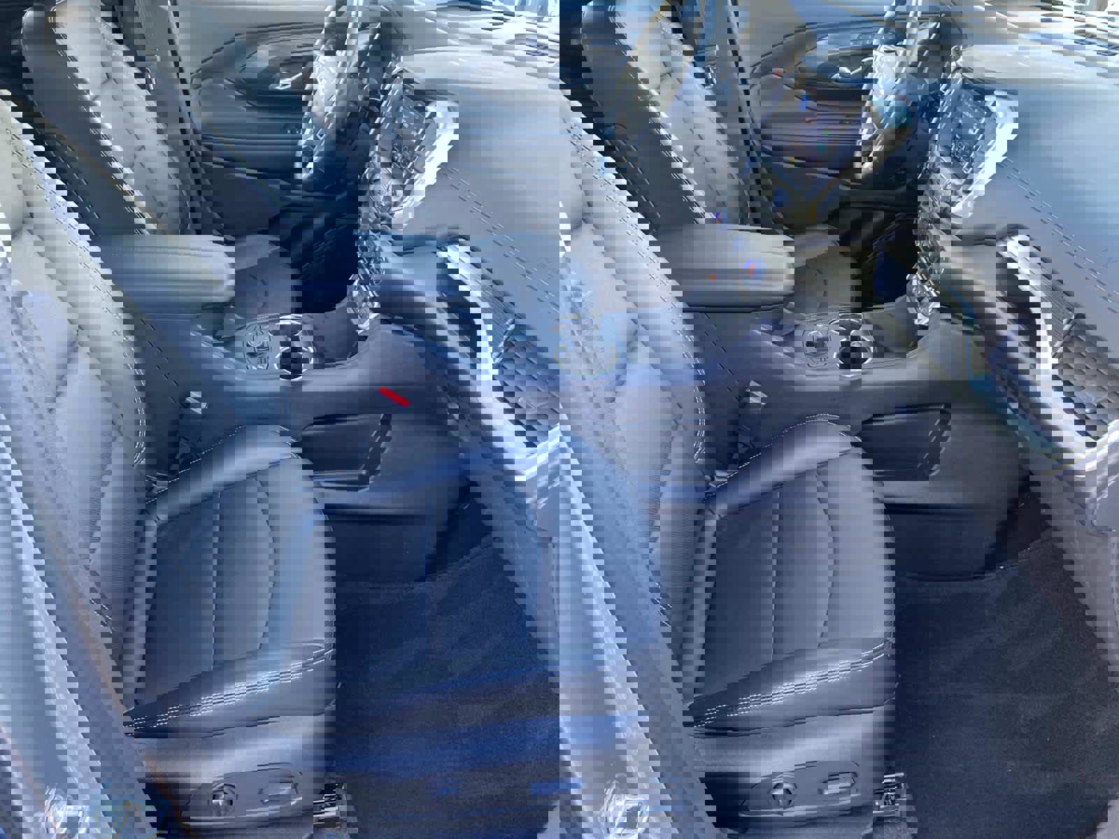 Used 2024 GMC Terrain SLT image 24