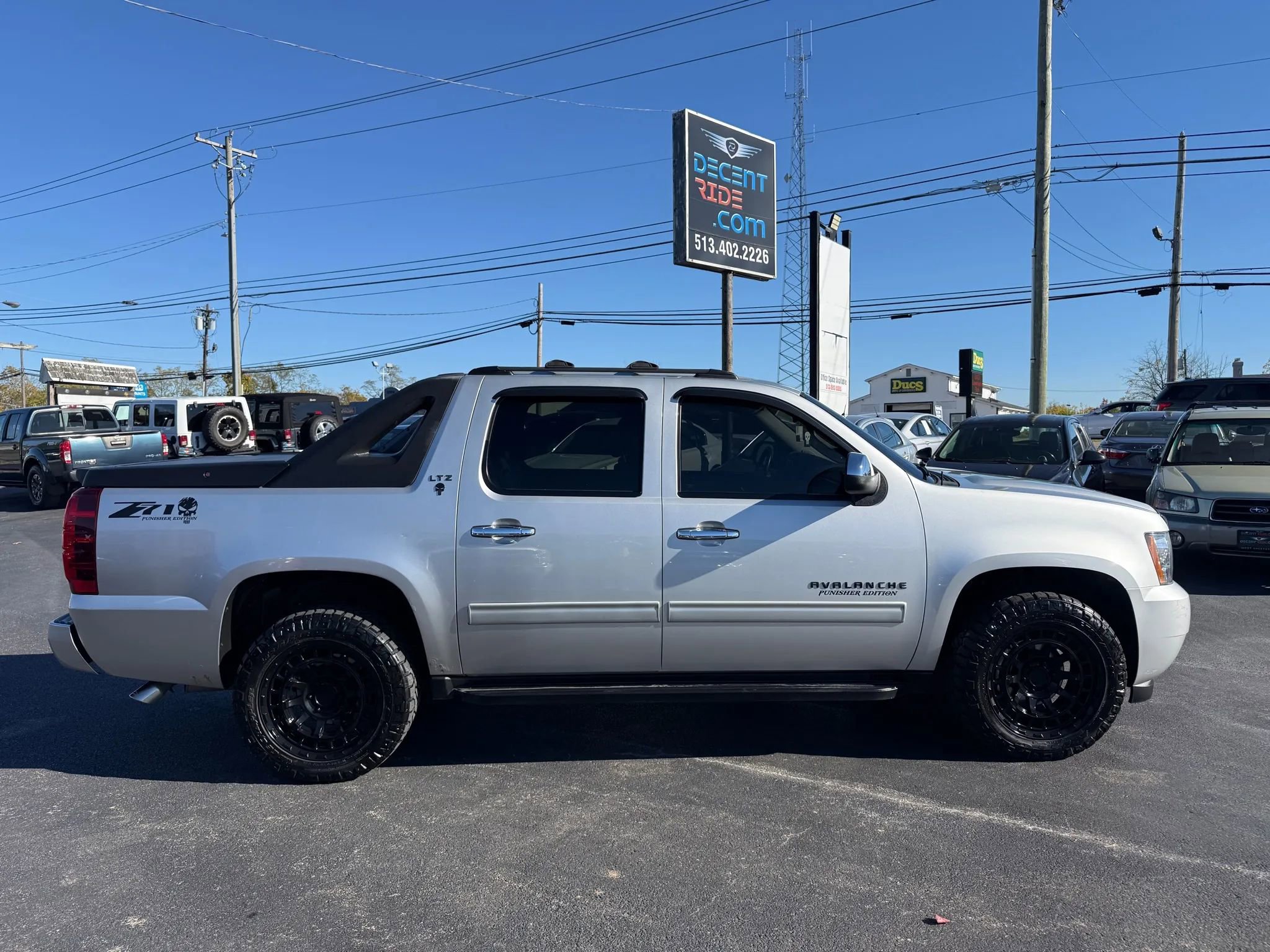 Used 2012 Chevrolet Avalanche LT w/ All-Star Edition image 2