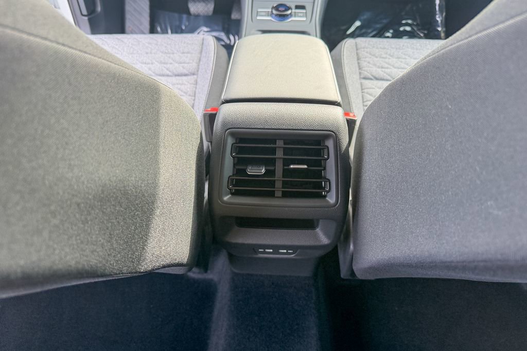 Certified 2025 Volkswagen Tiguan S w/ 18" Wheel Package image 22