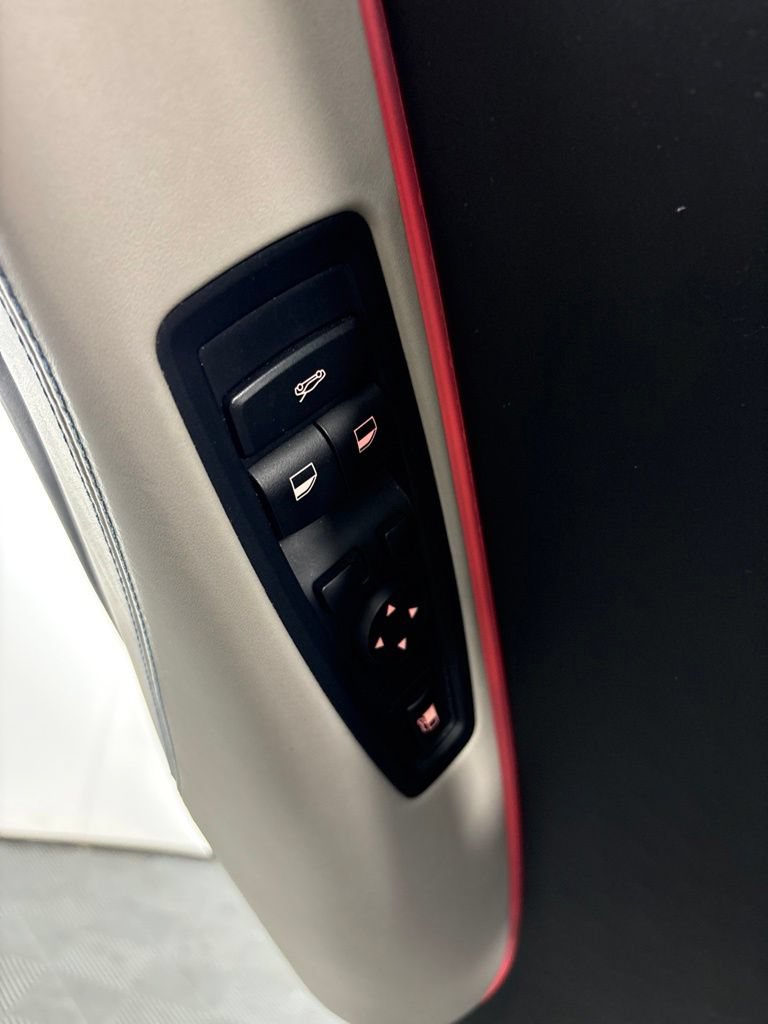 Used 2014 BMW i8 AWD/4WD image 21