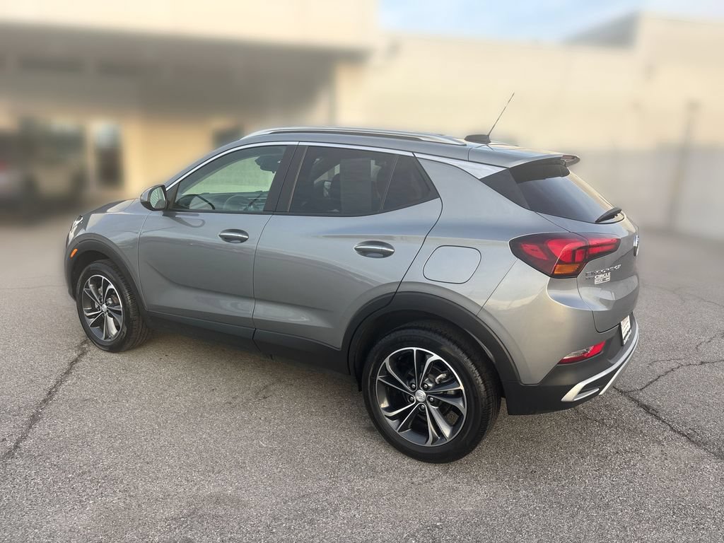 Used 2023 Buick Encore GX Select AWD/4WD image 4