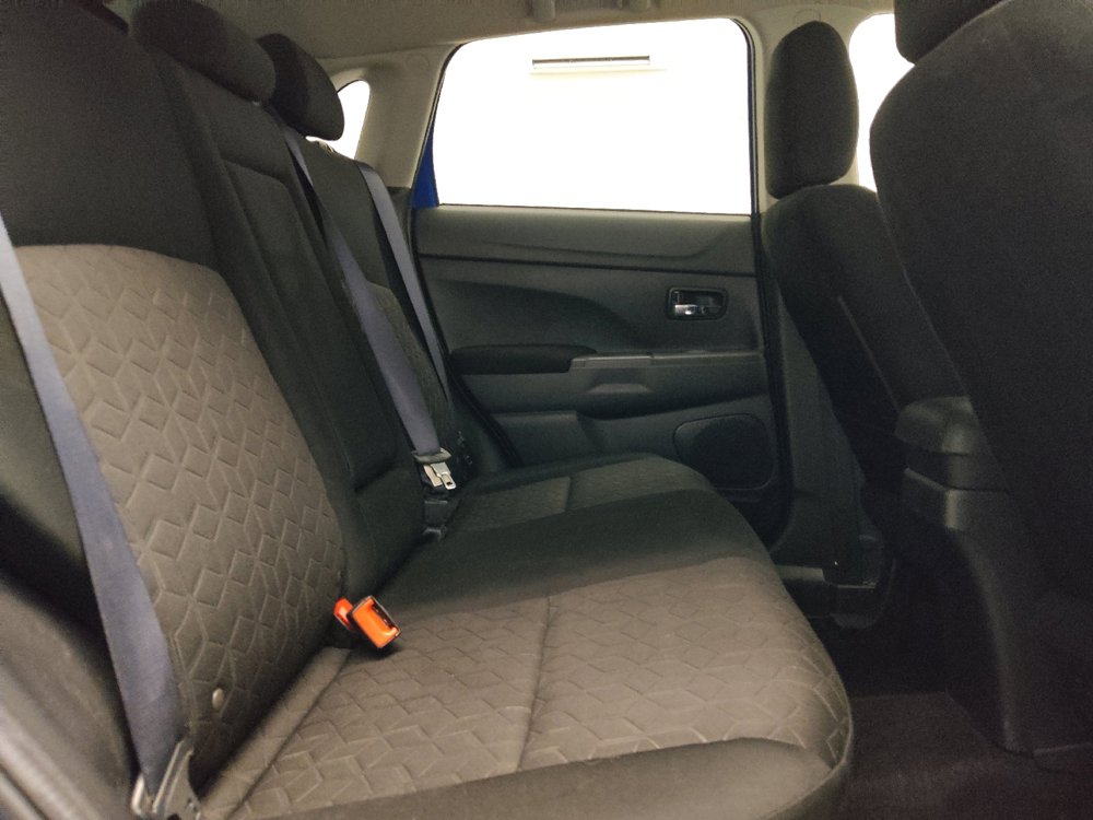Used 2020 Mitsubishi Outlander Sport ES FWD image 19