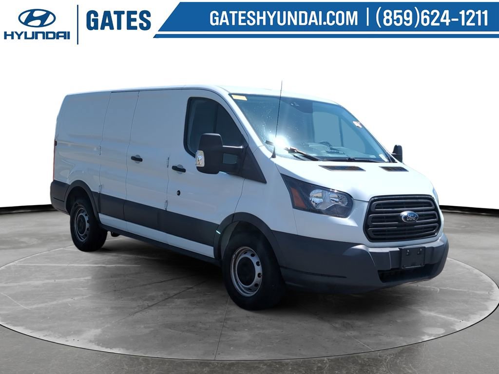 Used 2018 Ford Transit 150 130 Low Roof RWD image 1