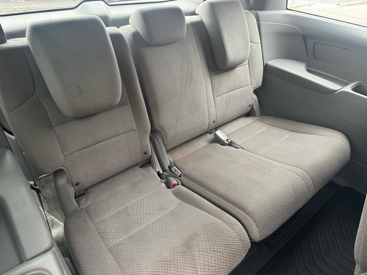 Used 2015 Honda Odyssey EX image 16