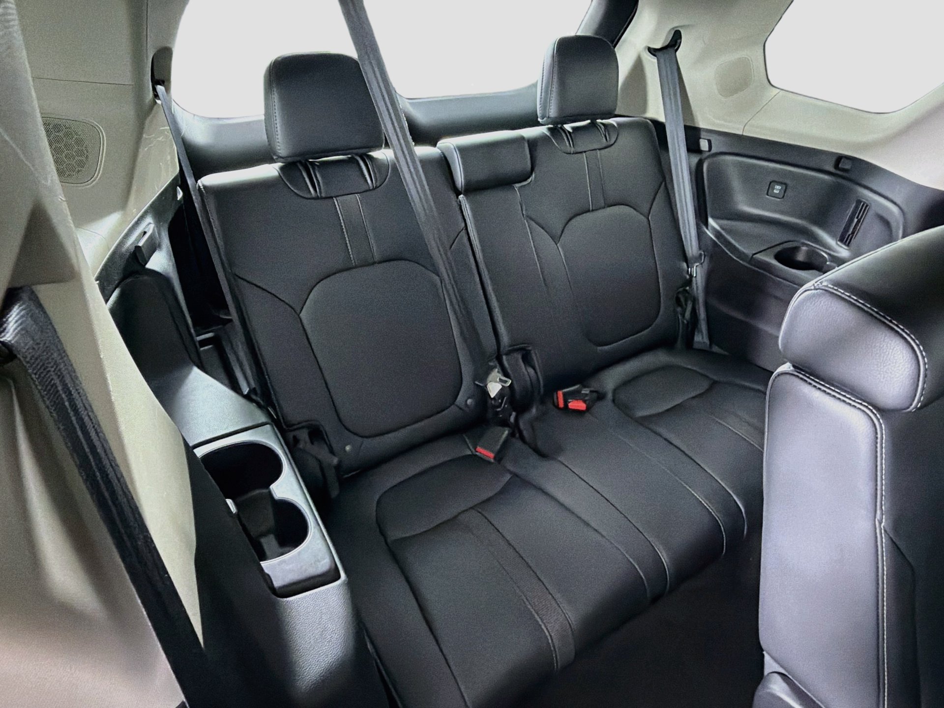 Used 2024 Honda Pilot Touring image 21