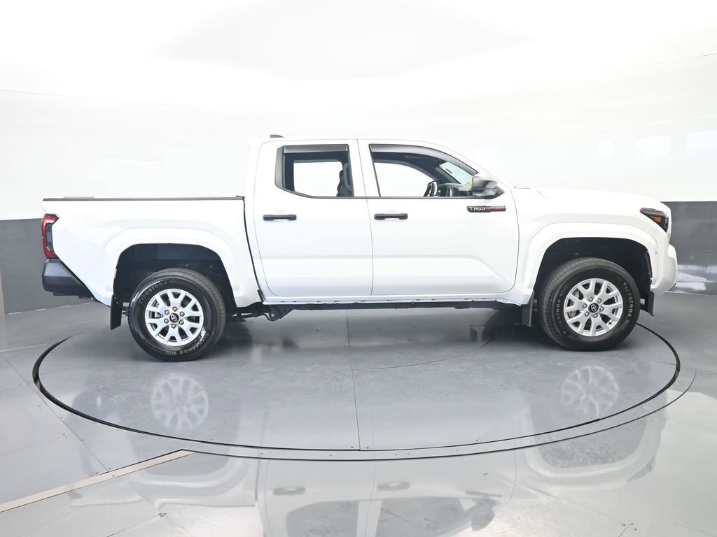 Used 2024 Toyota Tacoma SR AWD/4WD image 7