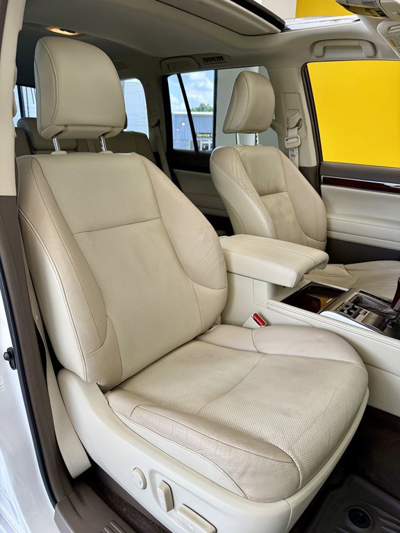 Used 2015 Lexus GX 460 w/ Premium Package AWD/4WD image 17