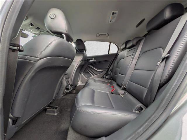 Used 2015 Mercedes-Benz GLA 250 4MATIC image 18