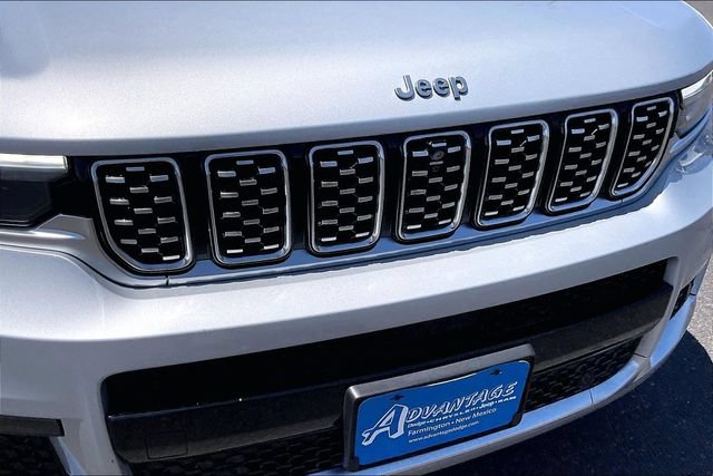 Used 2023 Jeep Grand Cherokee L Summit AWD/4WD image 31